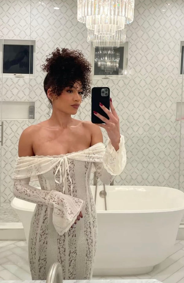 Anabel V.