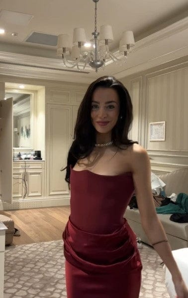 Bella T.