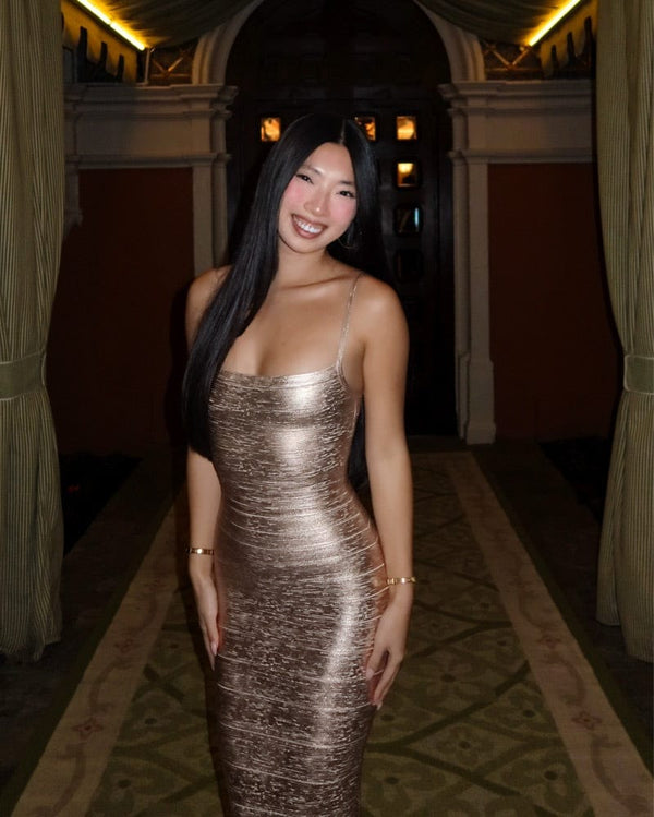 Laura J.